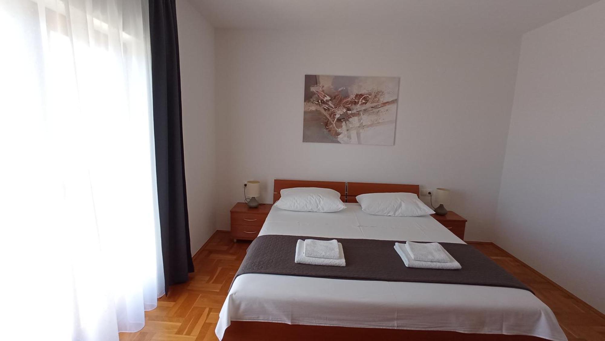 Apartmani Ferdi โตรกีร์ ภายนอก รูปภาพ